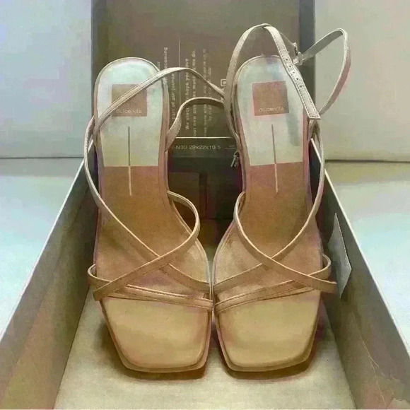 Dolce Vita Beacon Sandals Light Tan Stella Size 10 - Picture 10 of 10